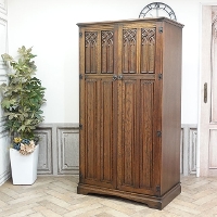 1940年頃　オーク材　イギリス　アンティーク・ワードローブ　antique80038a