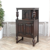 1930年頃　オーク材　イギリス　アンティーク・キャビネット　antique80037