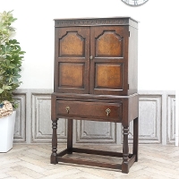 1920年頃　オーク材　イギリス　アンティーク・キャビネット　antique70203a