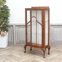 1940年頃　ウォールナット材　イギリス　アンティーク・ショーケース　antique80011