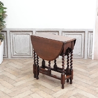 クラシック木製折りたたみテーブル　イギリス製 クラシック木製折りたたみテーブル イギリス製