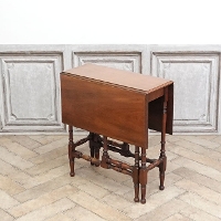 イギリスアンティーク・折りたたみテーブル・サイドテーブル サイドテーブル イギリス製 ツイストレッグ 1920-50年頃