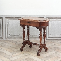 アンティーク・サイドテーブル　antique64672